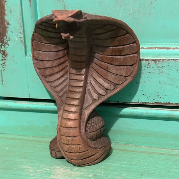 Vintage Set Of 4 Hand Carved Wood Cobras  Statuettes King Cobras Large Small - Picture 3 of 16